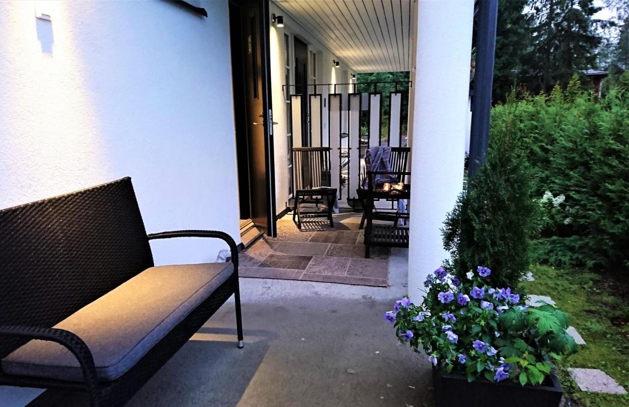 Villa Jokivarsi Bed&Breakfast Vantaa Esterno foto