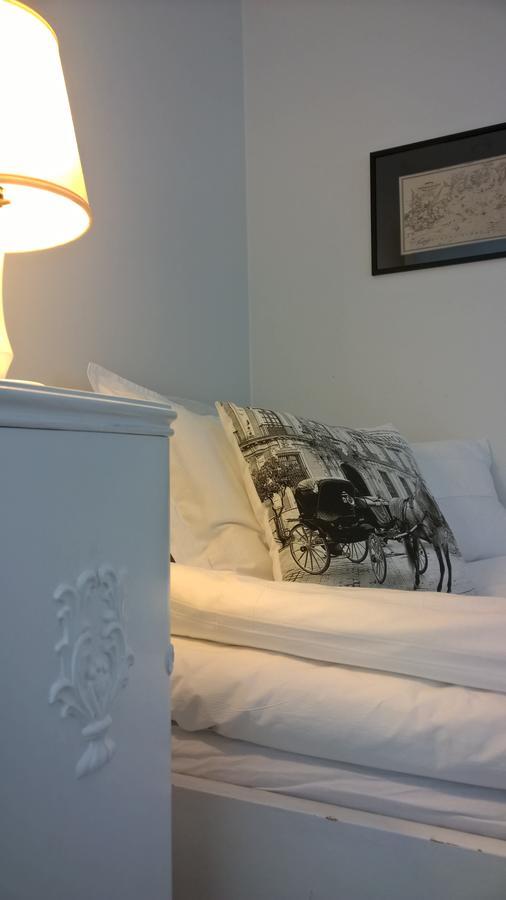 Villa Jokivarsi Bed&Breakfast Vantaa Esterno foto